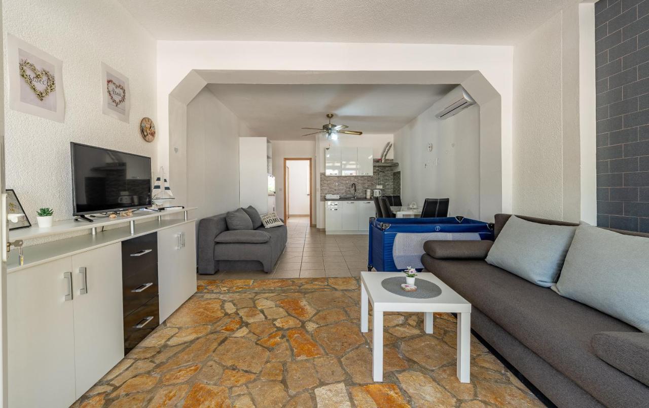 Apartments Villa Agape ויר מראה חיצוני תמונה